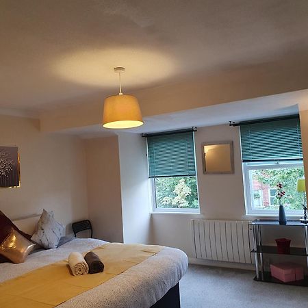 Lovely 1Bedrood Apartment Guildford Exterior foto